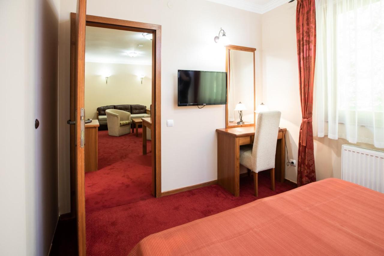 Hotel Vila Lago Palić Eksteriør billede