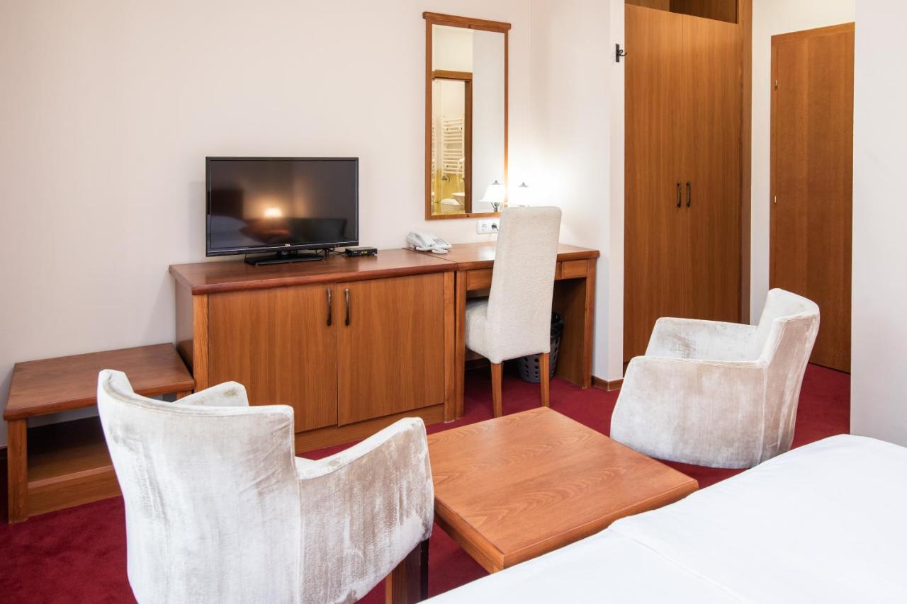 Hotel Vila Lago Palić Eksteriør billede