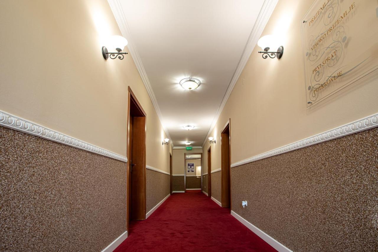 Hotel Vila Lago Palić Eksteriør billede