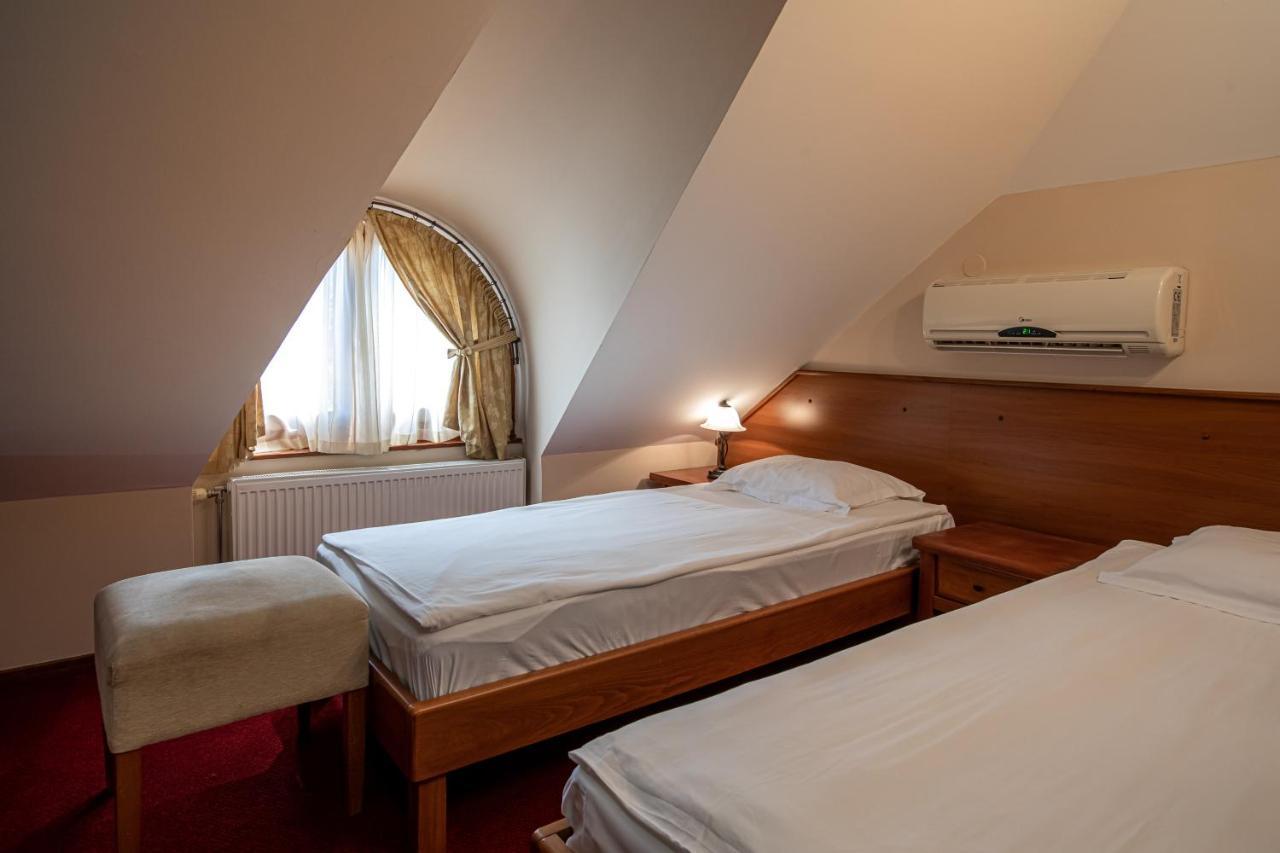 Hotel Vila Lago Palić Eksteriør billede